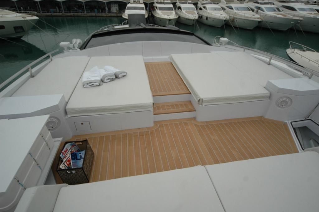 2010 Baia 102 