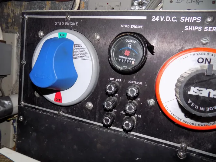 Time Out Yacht Photos Pics 