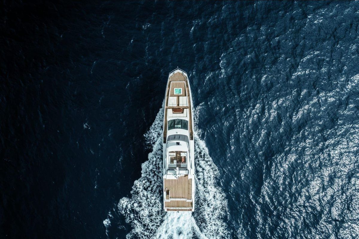 2020 Azimut 114 