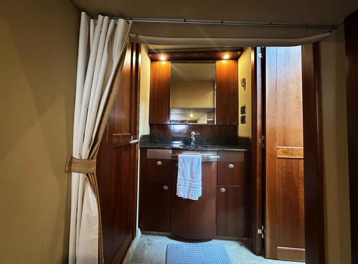 2006 Sea Ray 48 