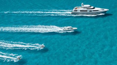 Yacht