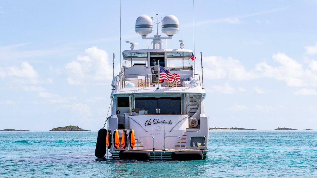2006 Westport 112 