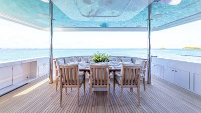 Yacht