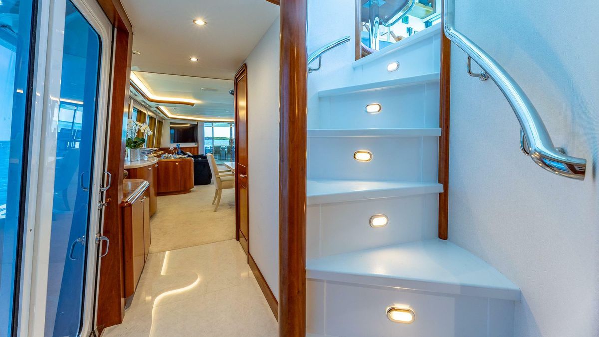 2006 Westport 112 