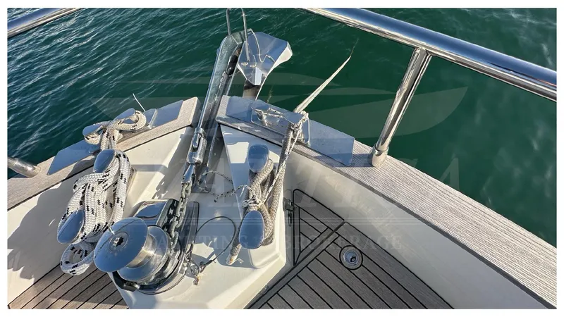  Yacht Photos Pics ABSOLUTE NAVETTA 58