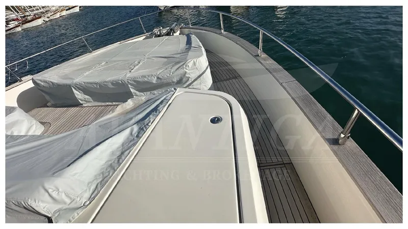  Yacht Photos Pics ABSOLUTE NAVETTA 58