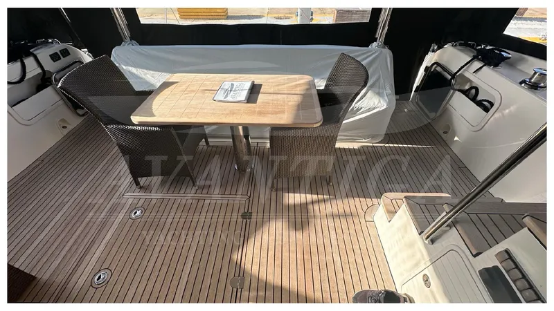  Yacht Photos Pics ABSOLUTE NAVETTA 58