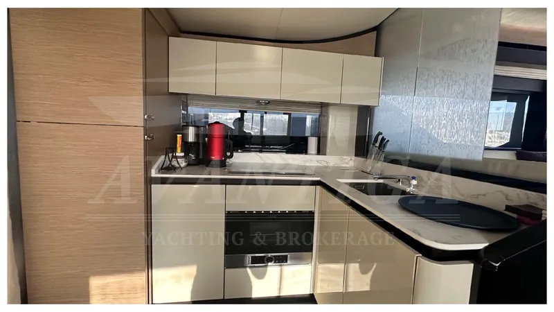  Yacht Photos Pics ABSOLUTE NAVETTA 58