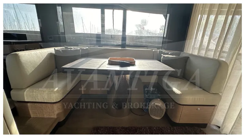  Yacht Photos Pics ABSOLUTE NAVETTA 58