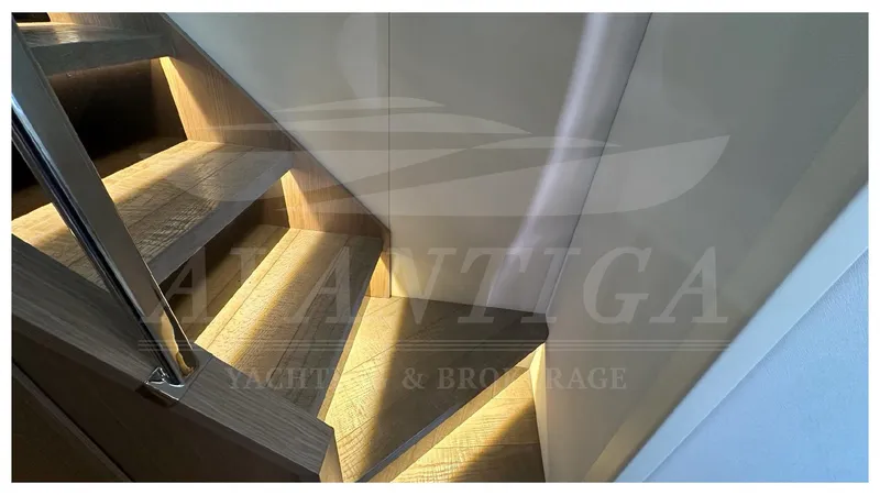  Yacht Photos Pics ABSOLUTE NAVETTA 58