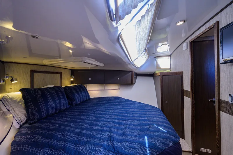 Field & Sea Yacht Photos Pics Bertram 38 - FIELD & SEA -