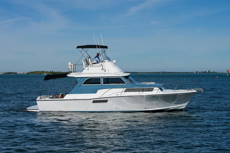 Field & Sea Yacht Photos Pics Bertram 38 - FIELD & SEA -