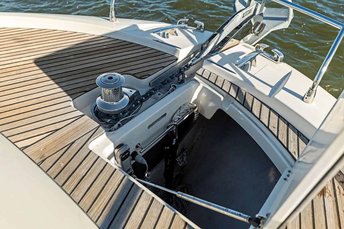 2019 Prestige 52 
