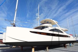 2010 VG YACHTS VG62
