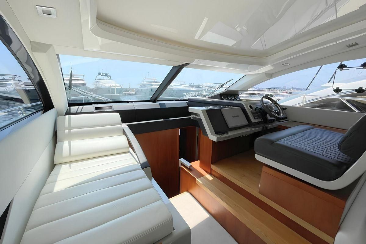2011 Fairline 50 
