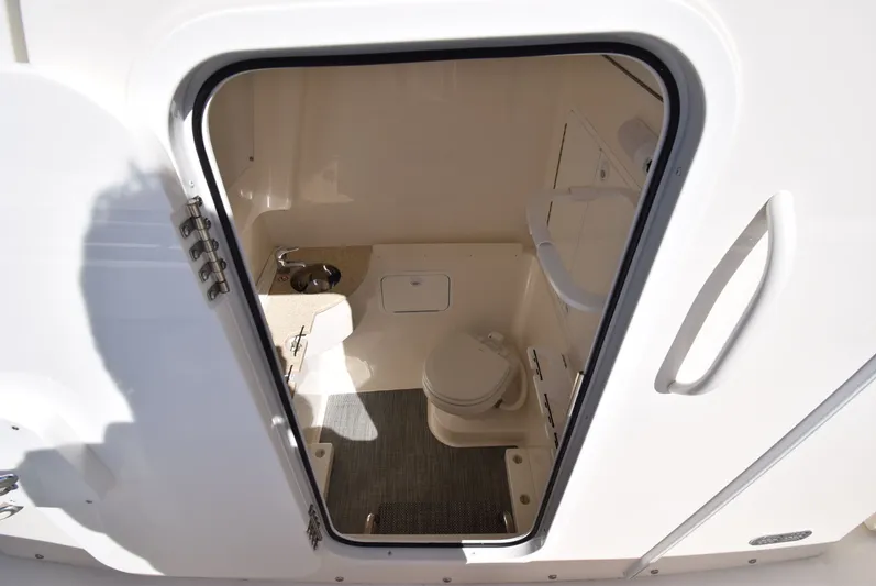 Salty Dog Yacht Photos Pics 