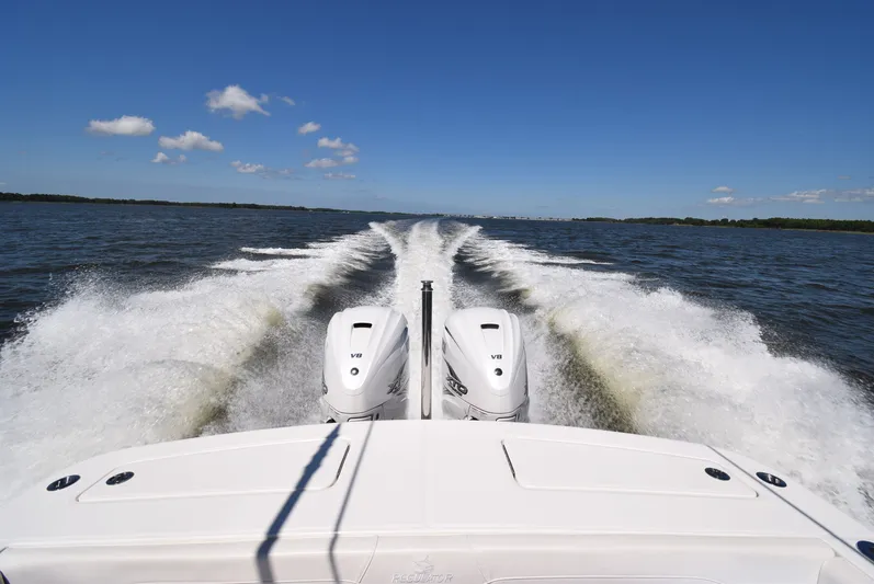 Salty Dog Yacht Photos Pics 