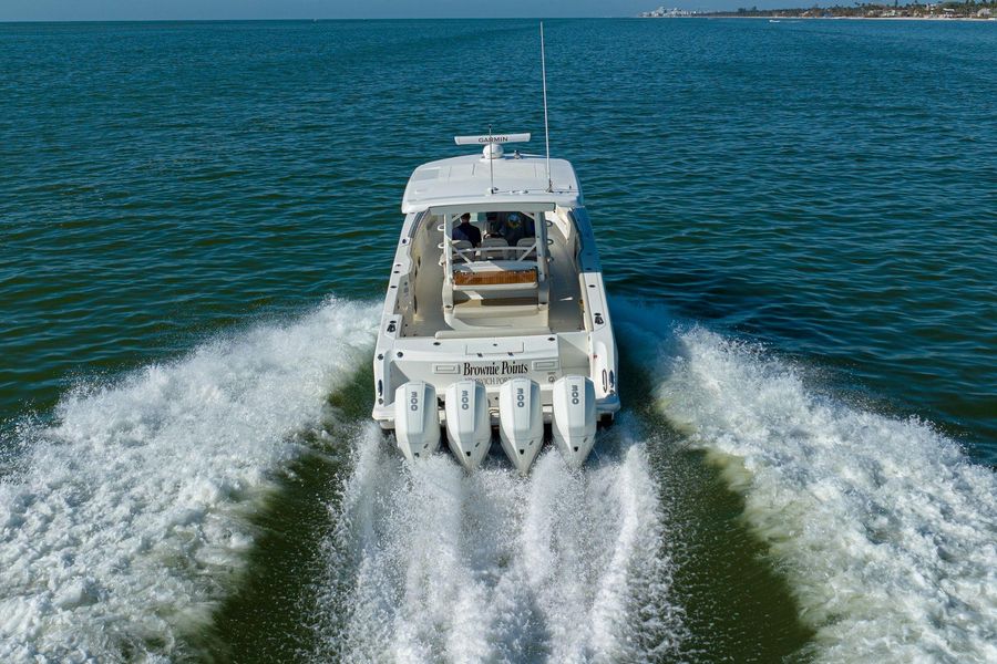 2021 Boston Whaler 380 Outrage