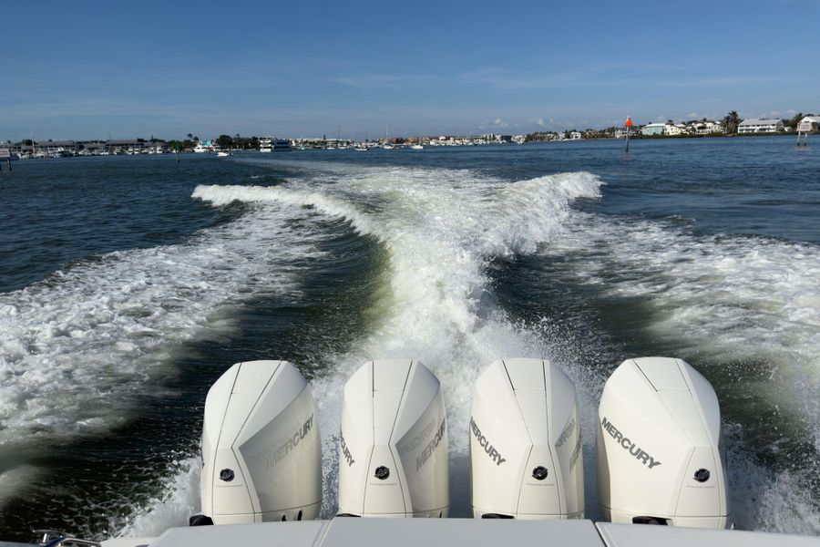 2021 Boston Whaler 380 Outrage