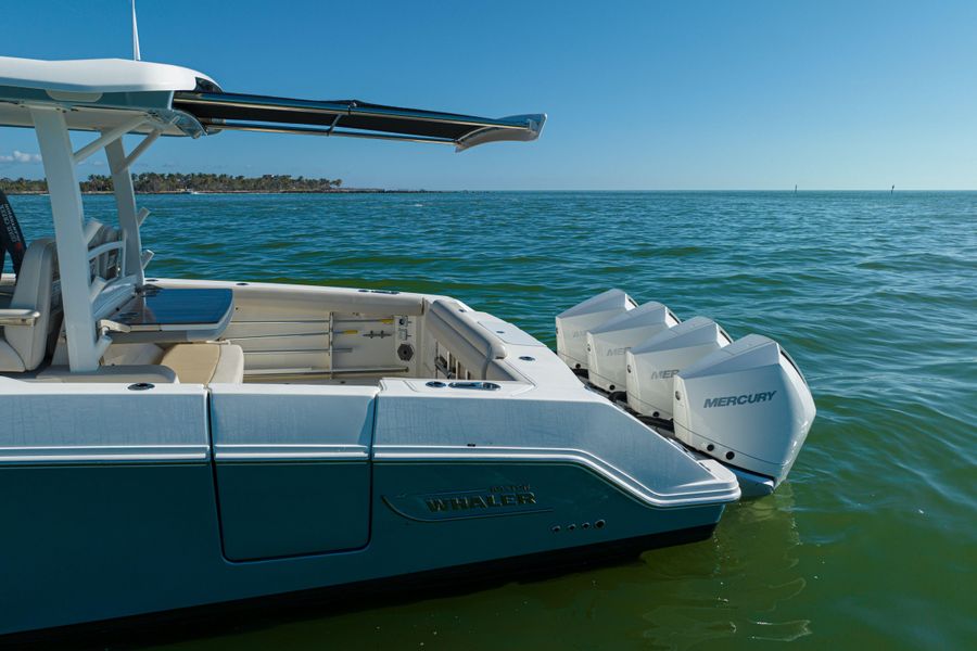2021 Boston Whaler 380 Outrage