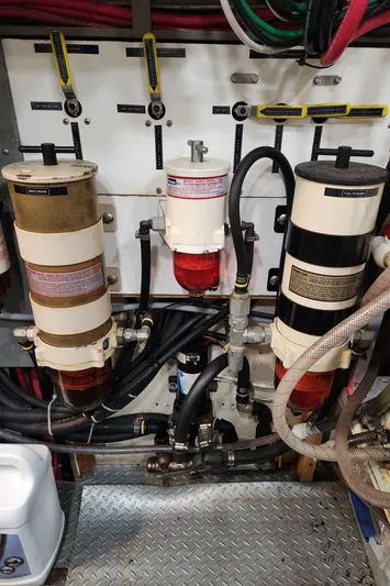 Magic Carpet Yacht Photos Pics 