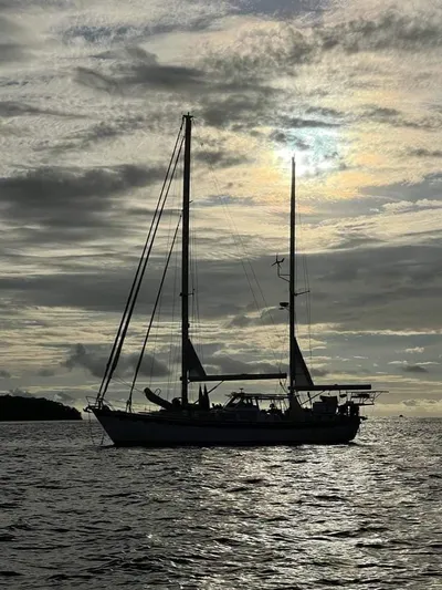 Magic Carpet Yacht Photos Pics 