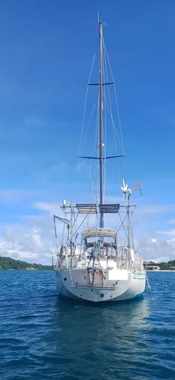 Alice In Wonderland Yacht Photos Pics 