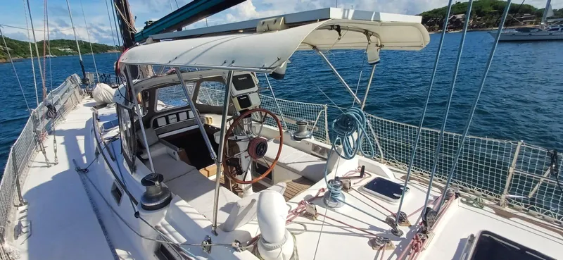 Alice In Wonderland Yacht Photos Pics 