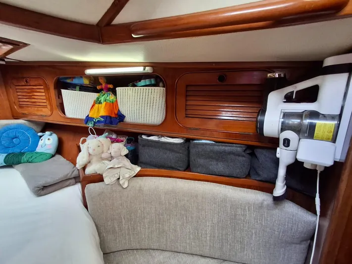 Alice In Wonderland Yacht Photos Pics 