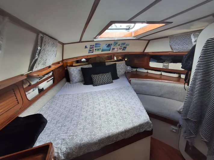 Alice In Wonderland Yacht Photos Pics 