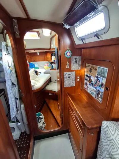 Alice In Wonderland Yacht Photos Pics 