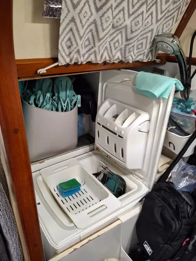 Alice In Wonderland Yacht Photos Pics 