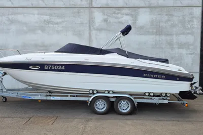 2016 Rinker Captiva 236 CC