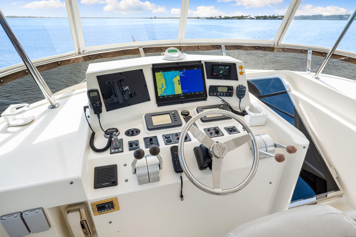 2007 Hampton 55 