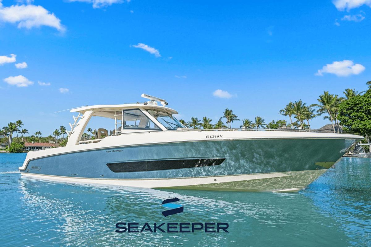 2017 Boston Whaler 42 