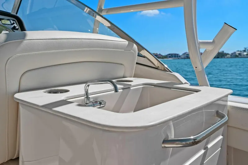  Yacht Photos Pics Grady White 275 Freedom 2025