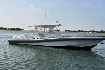 Yellowfin 40 Center Console