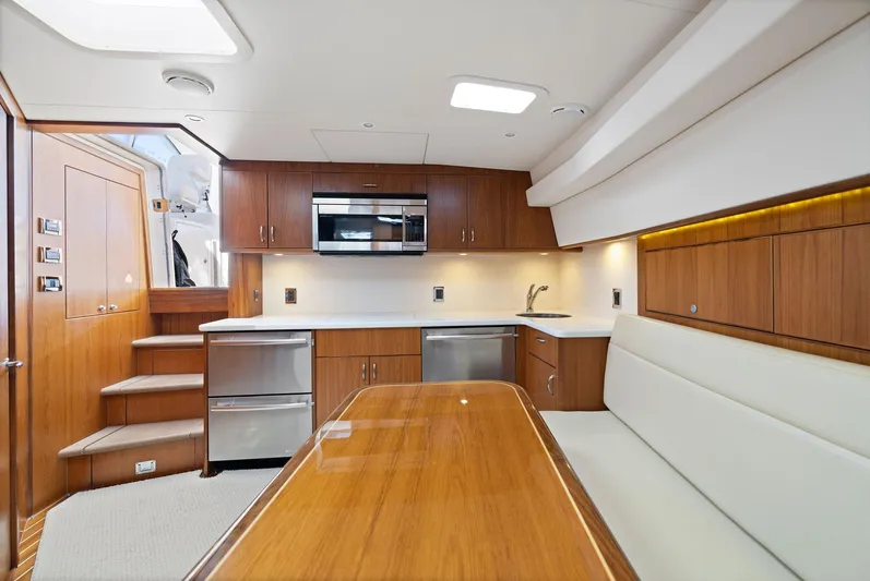 Lil Fella Yacht Photos Pics 
