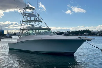 1999 Cabo 45 Express