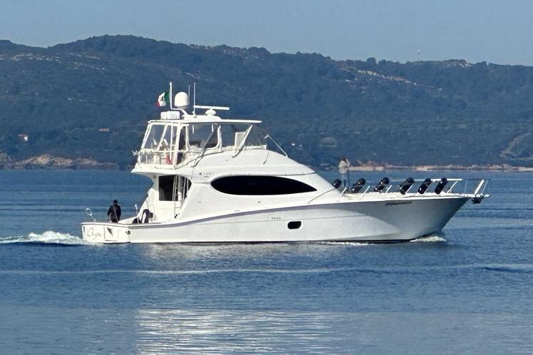 2007 Hatteras 64 Convertible