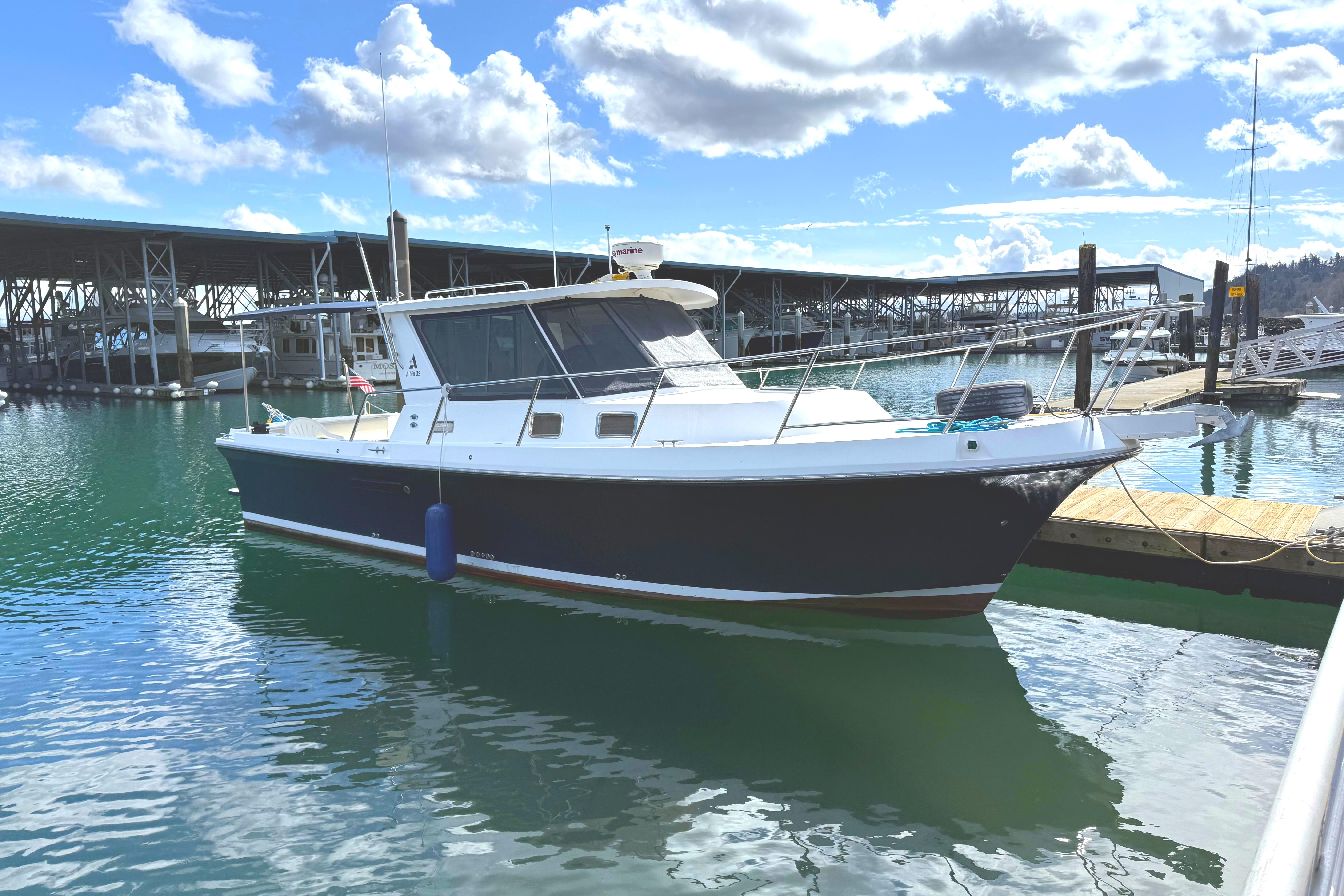 Albin 32 Tournament Express