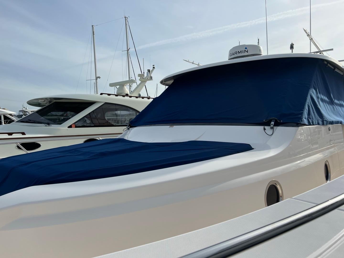 2016 Tiara Yachts Q44