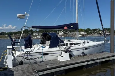 Catalina 320