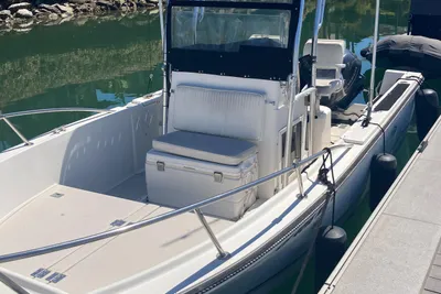 Robalo 2120