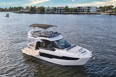 2025 Galeon 400FLY