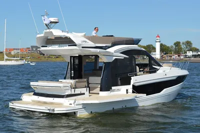 2025 Galeon 400FLY