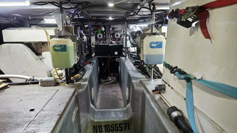 Elusive Yacht Photos Pics 