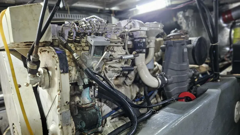 Elusive Yacht Photos Pics 