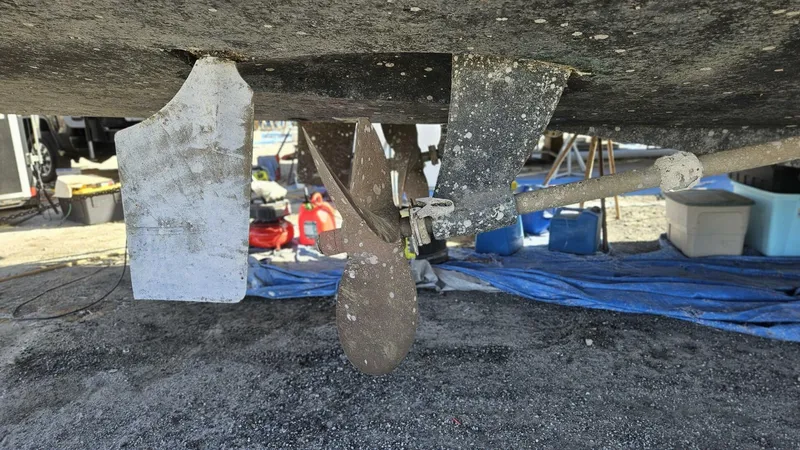 Elusive Yacht Photos Pics 