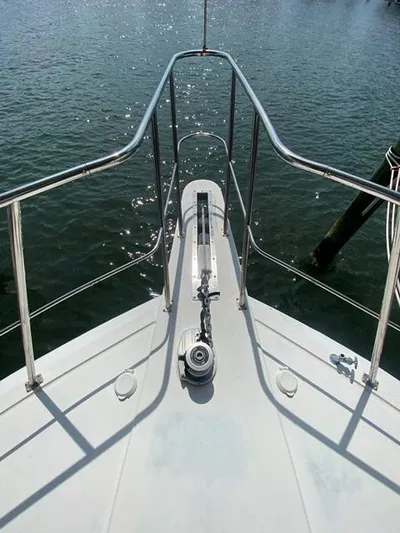 Thistle Do Nicely Yacht Photos Pics 